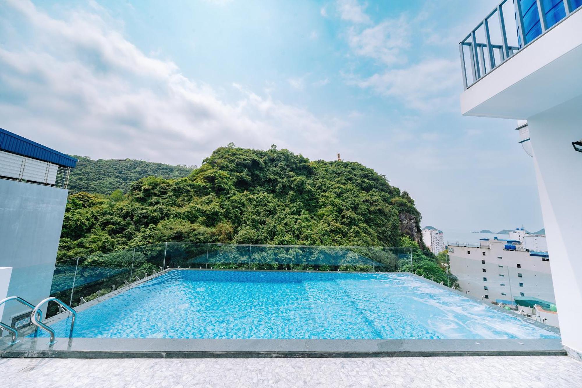 Sand Hotel Cat Ba Island Exterior photo